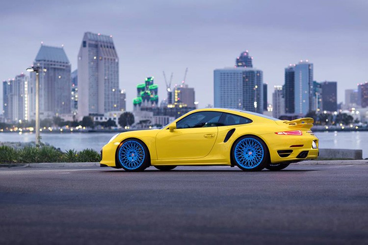 Ngam “tac ke hoa” Porsche 911 Turbo S hang sieu doc-Hinh-3